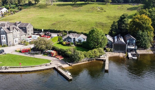 4 Bed in Ambleside (oc-lr084)