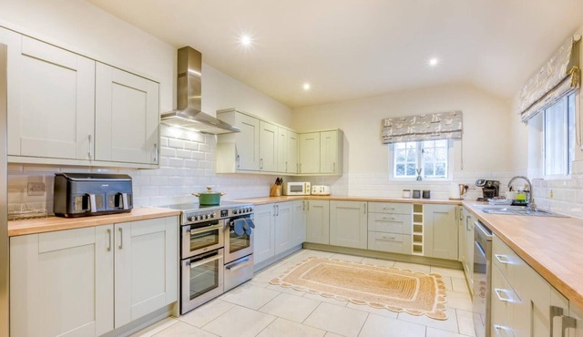 4 Bed in Holkham (oc-h34081)