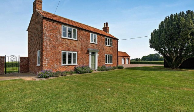 4 Bed in Skegness (oc-92368)