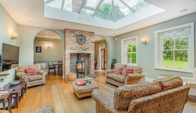 4 Bed in York (oc-55738)