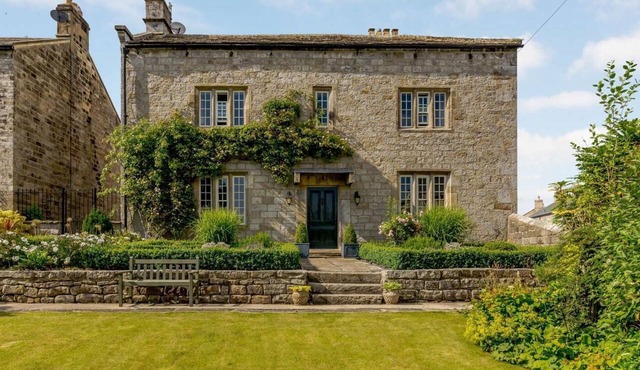 5 Bed in Harrogate (oc-83663)