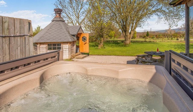 6 Bed in Blackburn (oc-c38221)