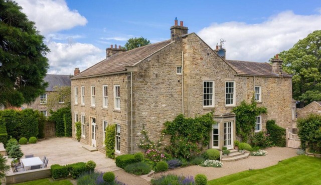 8 Bed in Gilling West (oc-ghouse)