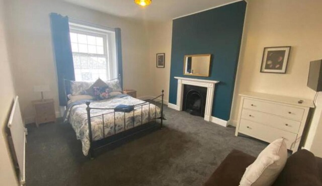 8 Bedroom House For Corporate Stays in Kettering