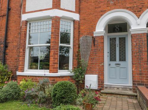 8 Wilton Road