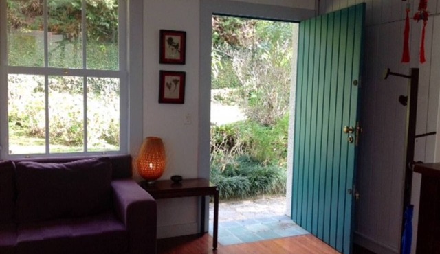A Stylish Mountain Cottage in Parque do Inga Teresópolis