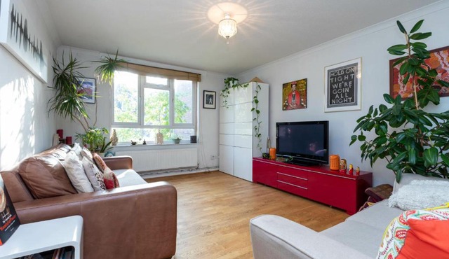 Battersea 2 Bedroom Flat