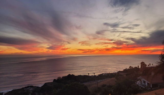 Beachcomber Bungalow Ocean Vistas Paradise Found beaches within minutes in Malibu