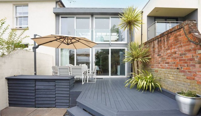 Belmont Retreat - Close to the New Forest & Southampton with parking