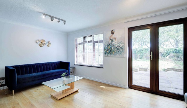 Bright 3BR Home | Central Peterborough