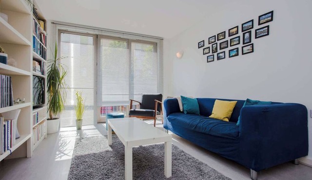 Bright and Cosy 2BD in the Trendy Heart of Hackney
