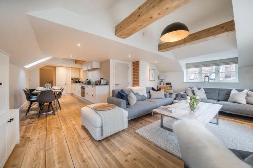 Burnham Loft