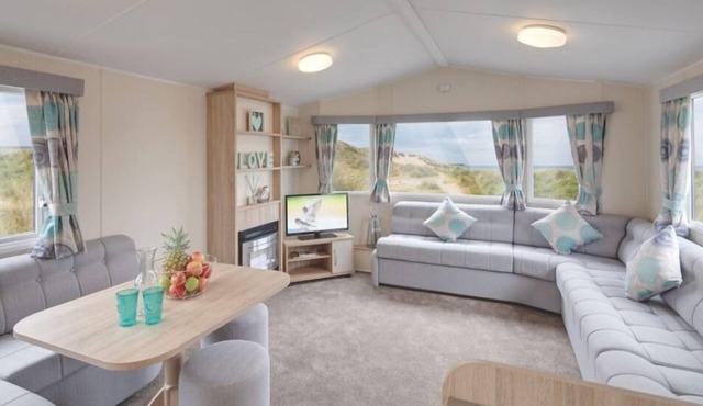 Caravan - Sleeps6-Pet friendly-Parking Available