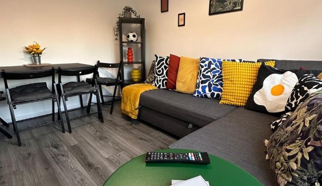 CBS Arena - Modern Home Near M6 NEC and UHCW Hospital - Ideal for Work Stays