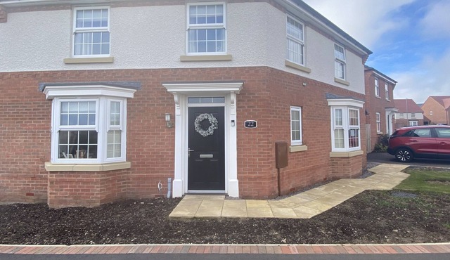 Charming 4-Bed House in Grantham