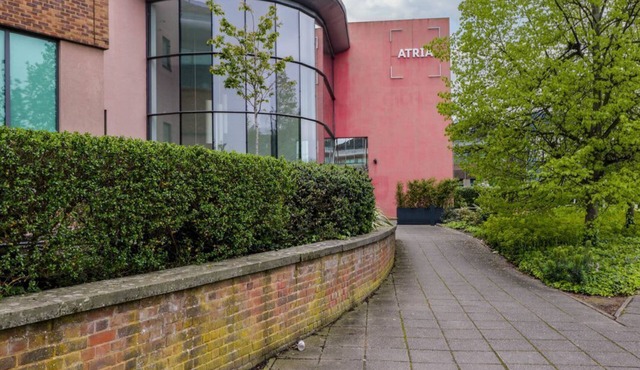 Charming Flat 53 in Slough Area in Slough