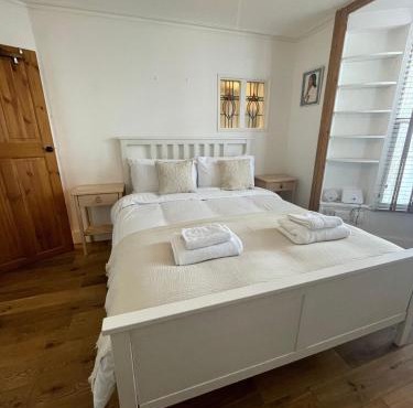 Charming Garden Apartment | Near Emirates Stadium