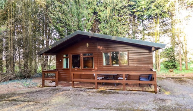 Charming Pheasant Retreat in Alford