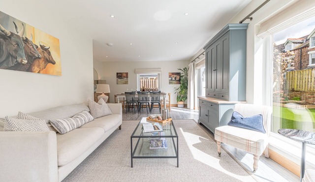 Cherry Garth - a house that sleeps 8 guests in 4 bedrooms