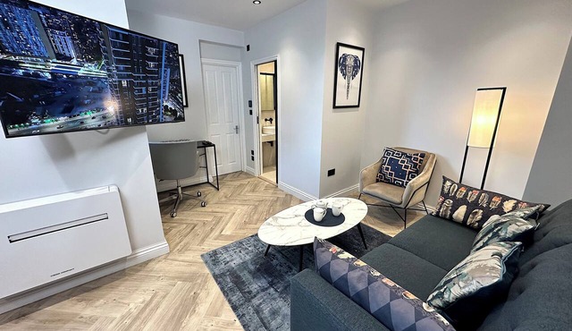 Chiltern Street Apartments - One Bedroom Apartment