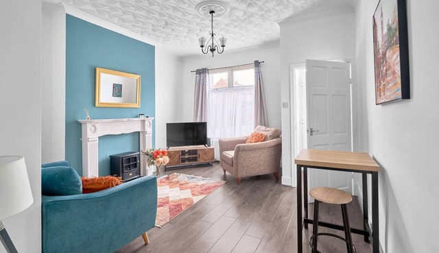 Comfortable 2 bedroom Home