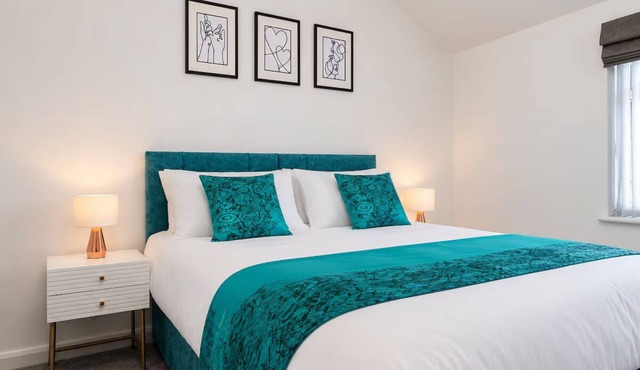 Contractor 2BR | Long Stays & Great Views