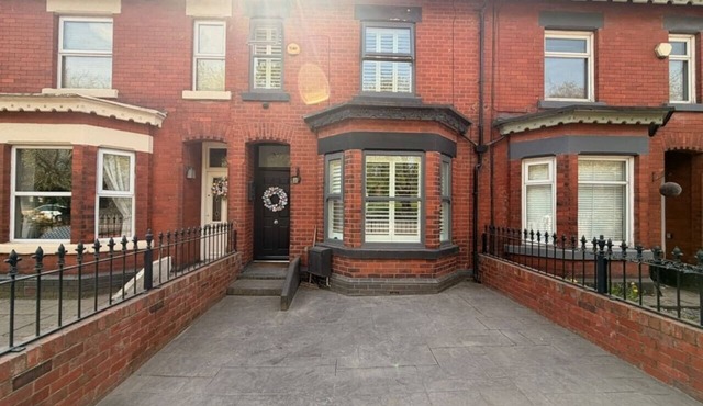 Contractor, Families, Free Parking, Private Garden