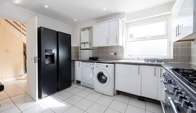 Cosy Retreats Central+ Netflix+Free Parking