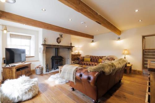 Cottage on the Green with Log Burner - Dog Friendly