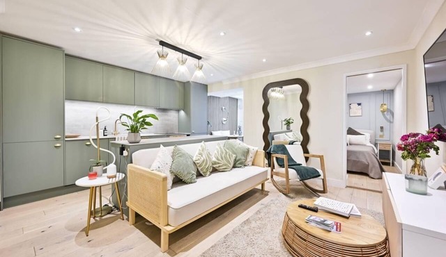 Cute and Quirky 2-bedroom apartment perfect Chelsea