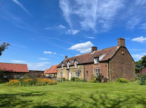Dale View Cottages and Rooms - Whitby