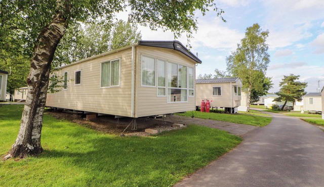 DALETREE VIEW, pet friendly, with a garden in Settle