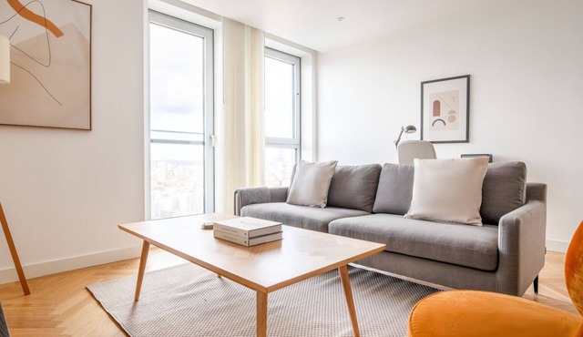 Deluxe Southwark 1BR w/Concierge, nr Tube, by Blueground