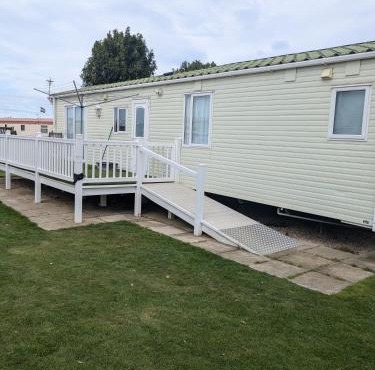 Disabled access C10 Millfields caravan park 2 bedrooms lead person must be over 30