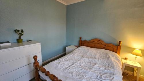Double Room in Prestonfield Flat