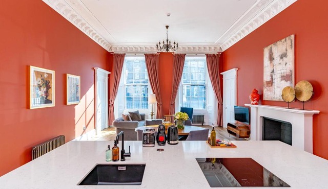 Dragon Suites Luxury Apartments at 9 Albyn Place