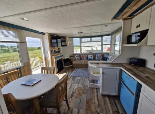 Driftwood Cabin Dog Friendly - Anderby Creek