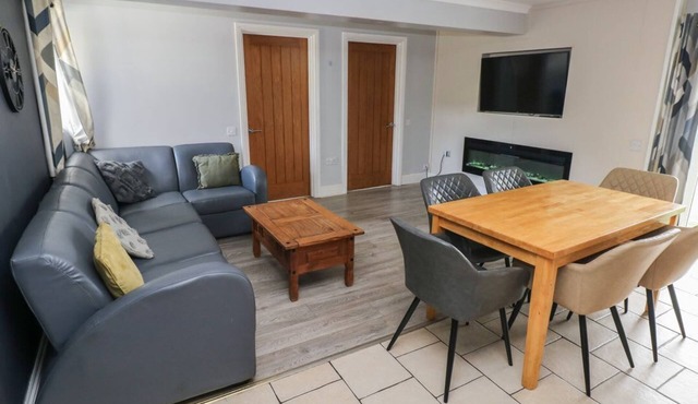 Dylan's Court, Laugharne