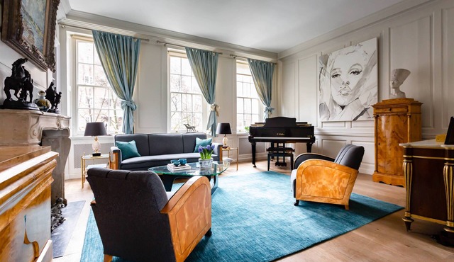 Ebury Street - Three Bedroom House, Sleeps 8