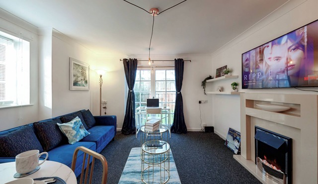 Edgbaston Home With Free Parking Close to Birmingham City Centre, BCU, QE