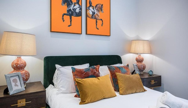Elegant 2 Bedroom Knightsbridge Mews House near Harrods