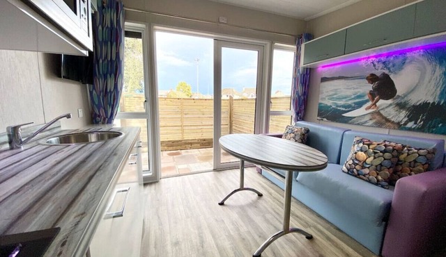 Elletson Park Caravan 1 - Studio family camping/bbq