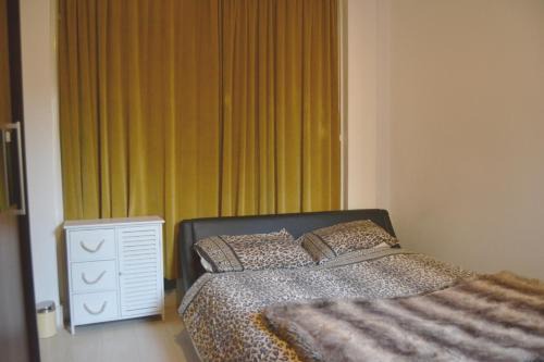 Entire flat - Superb Double Bedroom