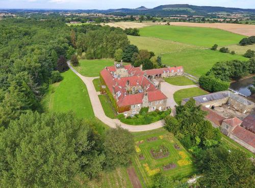 Finest Retreats - Ingleby Manor - South Front
