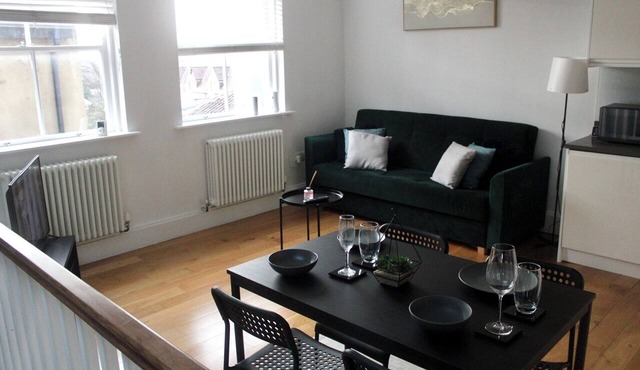 Free Parking |St Albans City Centre |Sleeps 5