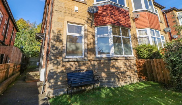 GEORGIA, pet friendly, character holiday cottage in Richmond