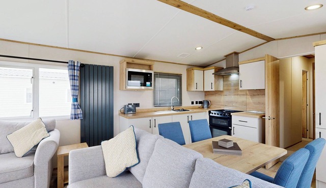 Gold 3 Bedroom Holiday Home Pet