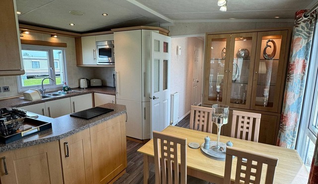 Golden Anchor Holiday Park, The Knightsbridge (WFP2) - Coastal Caravan Breaks