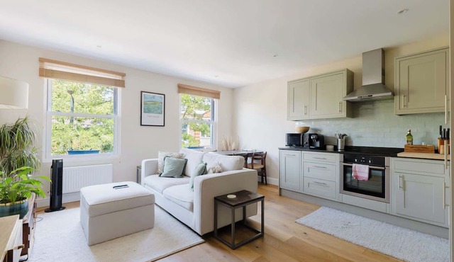 Gorgeous 1BDR Flat in the Heart of Clapham