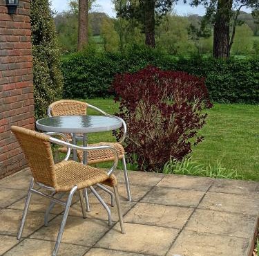 Greenbanks 2 Damerham Self Catering